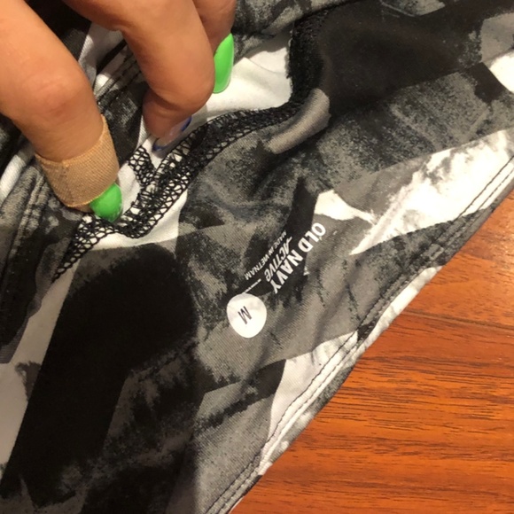 old navy leggings - Picture 2 of 2